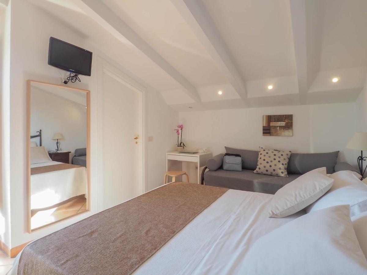 Residence E B&B Villamirella パリヌロ エクステリア 写真