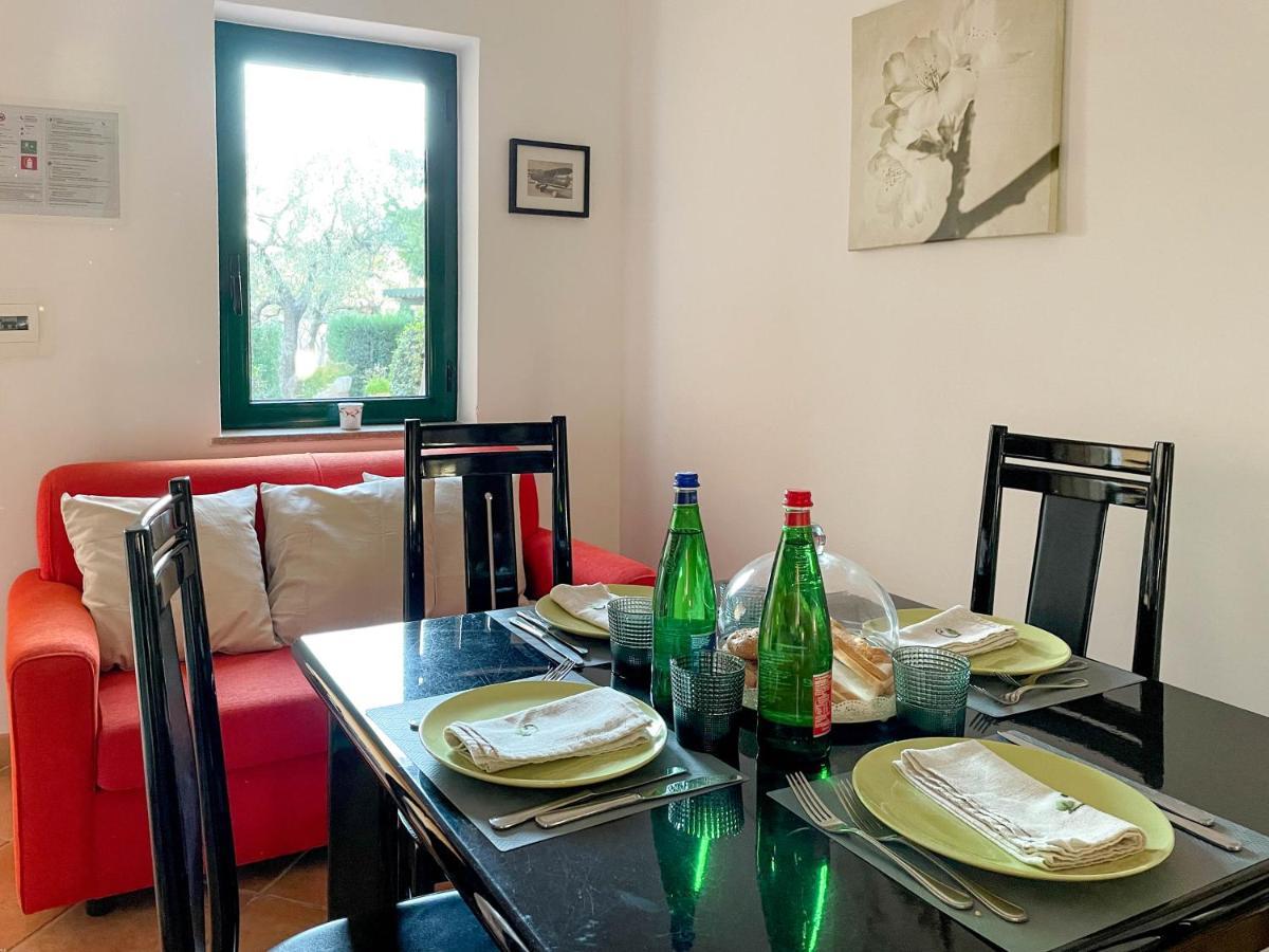 Residence E B&B Villamirella パリヌロ エクステリア 写真