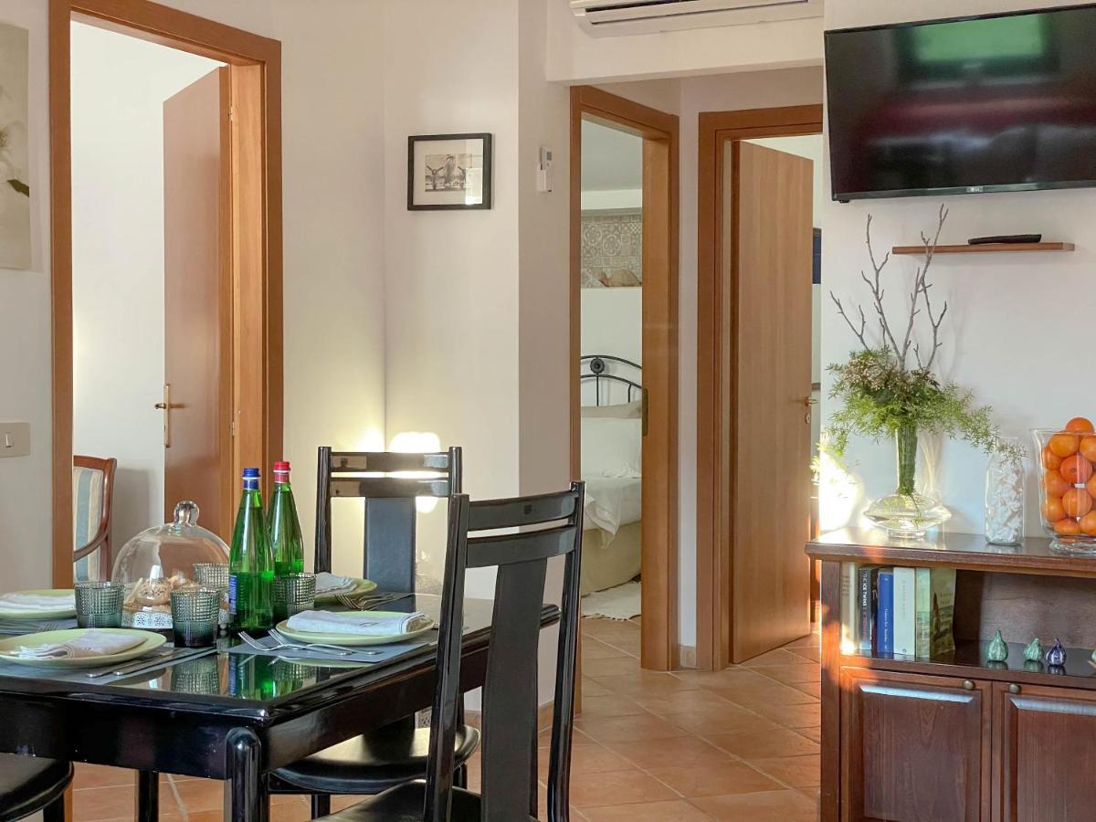 Residence E B&B Villamirella パリヌロ エクステリア 写真