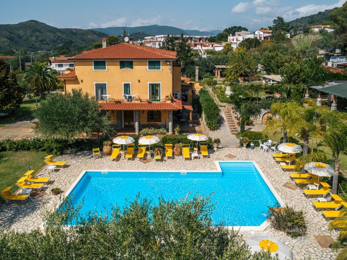 Residence E B&B Villamirella パリヌロ エクステリア 写真