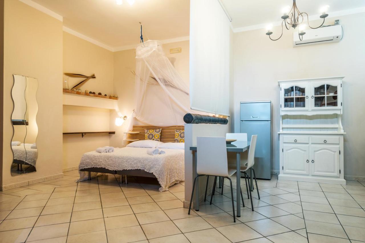 Residence E B&B Villamirella パリヌロ エクステリア 写真