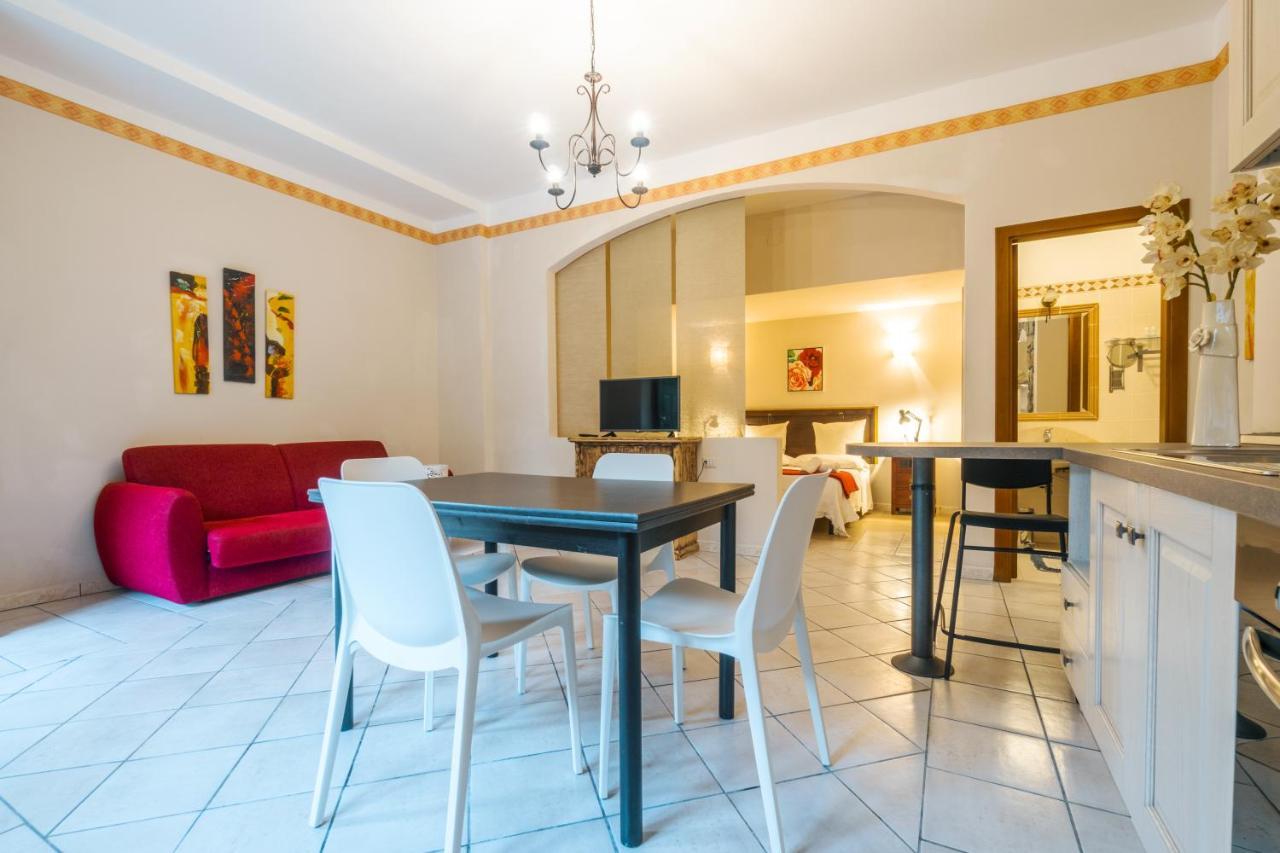 Residence E B&B Villamirella パリヌロ エクステリア 写真