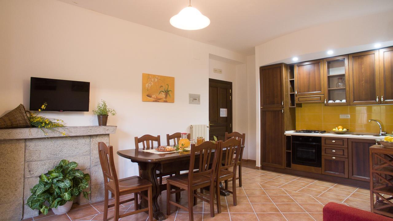 Residence E B&B Villamirella パリヌロ エクステリア 写真