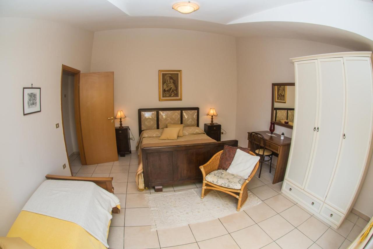 Residence E B&B Villamirella パリヌロ エクステリア 写真