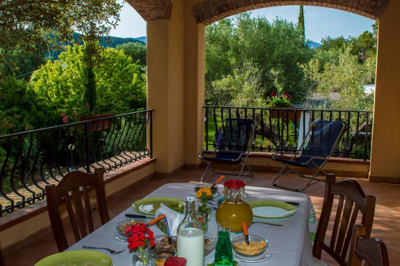 Residence E B&B Villamirella パリヌロ エクステリア 写真